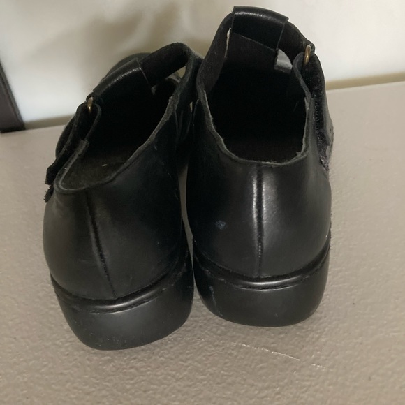 NWOB NATURALIZER t strap Mary Jane shoes - Picture 4 of 4